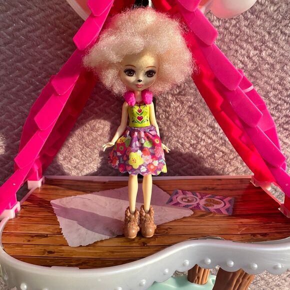 Enchantimals Ski Lodge Playset with Dolls and Accessories Bundle READ - Picture 6 of 11